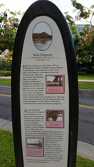 Historical marker for Kalia fishponds formerly located at the site of Fort DeRussy