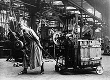 Industry during the First World War- Bradford Q28525