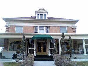 JesseKnightMansion2004ProvoUT