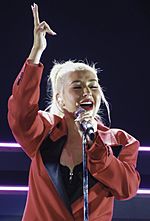 Liberation Tour (45997616942) (cropped 2)