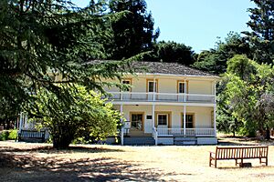 Martinez, CA USA - Vicente Martinez Adobe, built in 1849 by the son of Ygnacio Martinez (John Muir National Historic Site) - panoramio (cropped)