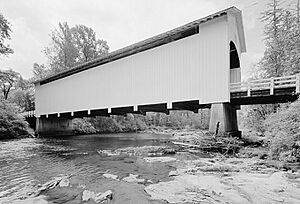Pengra Bridge, Spanning Fall Creek, Place Road (CR 480), Jasper vicinity (Lane County, Oregon)