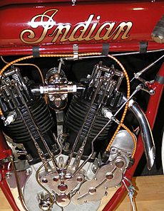 1915 Indian 8-valve board track racer (2) - The Art of the Motorcycle - Memphis