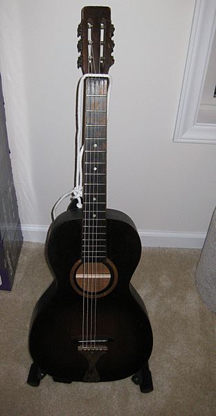 1930s Stella Parlor Guitar