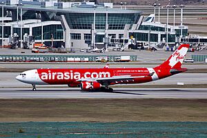 9M-XXB - AirAsia X - Airbus A330-343 - ICN (17782543719)