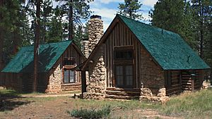 A540, Bryce Canyon National Park, Utah, USA, NRHP deluxe cabins, 2016