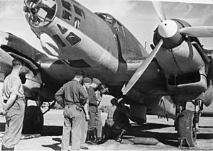 Bundesarchiv Bild 183-C0214-0007-013, Spanien, Flugzeug der Legion Condor