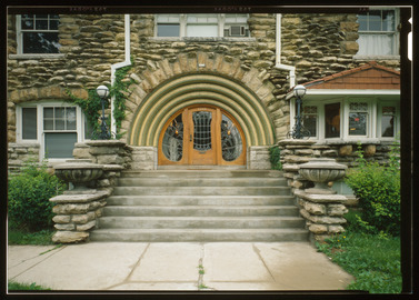 DETAIL OF FRONT ENTRANCE - Mineral Hall, 4340 Oak Street, Kansas City, Jackson County, MO