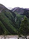 Falls across river from the Berg Lake Trail - panoramio.jpg