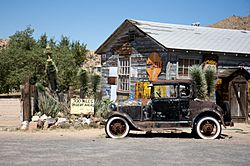 Hackberry Arizona 300 miles desert