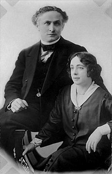 Harry Houdini and his wife