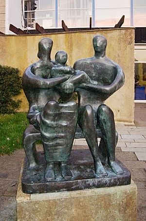 Henry Moore, Family Group (1950)
