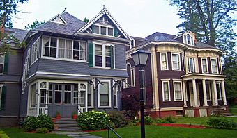 Houses on Garfield Place, Poughkeepsie, NY.jpg