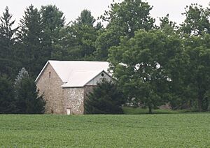 Hunter's Mill Barn