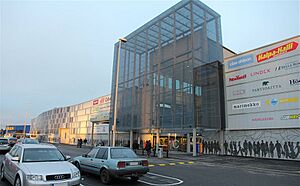 Kauppakeskus Matkus - C-sisäänkäynti - Hiltulanlahti - Kuopio - m