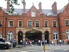 Marylebone station entrance.JPG