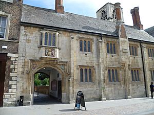 Old Crypt School, Gloucester 03