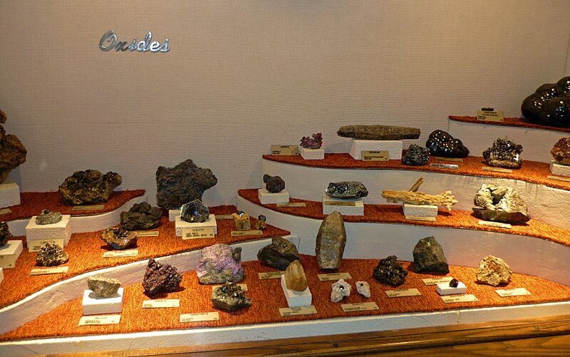 Oxide mineral exhibit, Museum of Geology, South Dakota