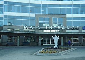 Providence Alaska Medical Center main entrance.jpg