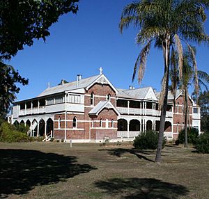 St Columba's Convent (former), from S (2010).jpg