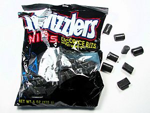 TWIZZLERS Black Licorice NIBS