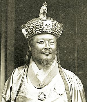 Ugyen Wangchuck, 1905 (cropped).jpg