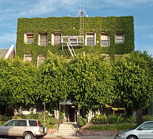 636 S. Burnside, Los Angeles