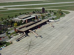 A183367 Lincoln airport LNK