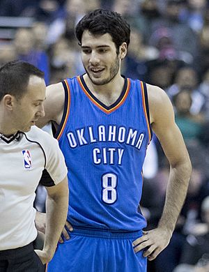 Alex Abrines (Thunder at Wizards 2-13-17) (cropped)