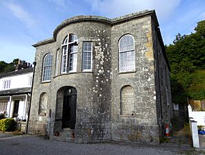 All Saints' Church, Pentewan, Cornwall.jpg