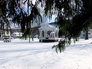Bandstand in March - panoramio