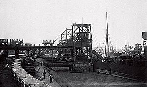 Barry Dock coal tip, no 1 dock, 1913