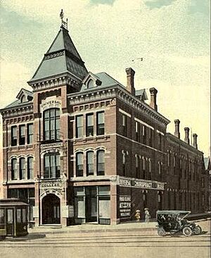 Cook Library (Davenport, Iowa)