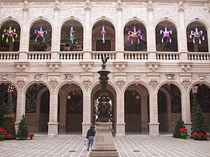 Courtyard Palacio Gobierno Christmas 07