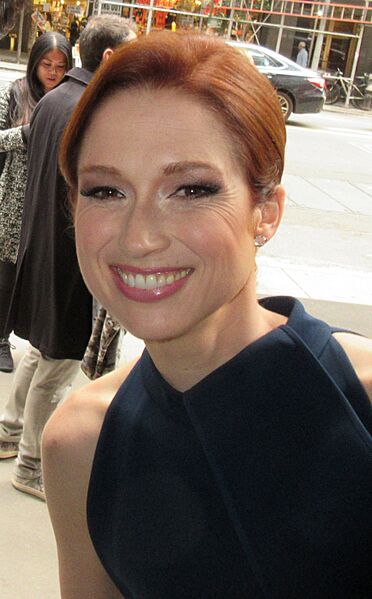 Ellie Kemper (27810608597) (cropped) (cropped)