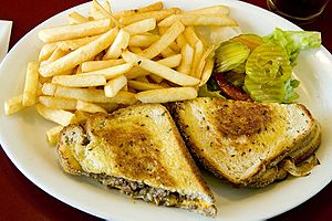 Flickr pointnshoot 642959103--Patty melt