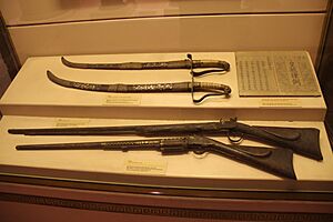 Nguyen Dynasty, 19th-20th Century Swords and Rifles (9735530409)