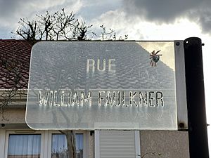 Plaque Rue William Faulkner - Thiais (FR94) - 2022-04-14 - 2
