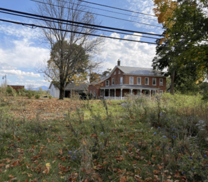 Roswell Butler House in front of Camel's Hump 2020.png