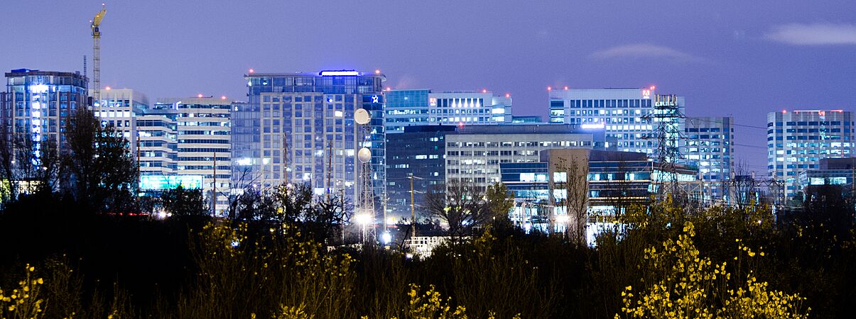 SJ skyline at night horizontal (cropped)
