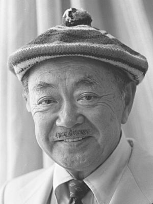 Senator S.I. Hayakawa wearing his tam-ó-shanter, 1981.jpg