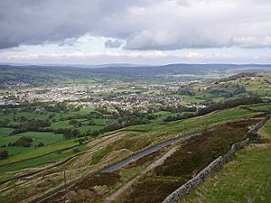 Sutton in Craven, from Earl Crag (4008487099)