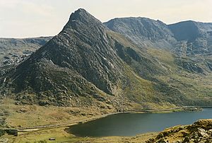The north side of Tryfan - geograph.org.uk - 686166