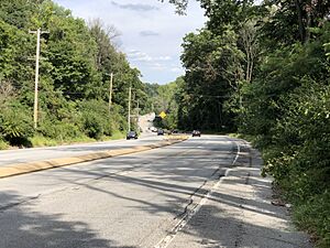 2022-09-03 14 34 28 View north along U.S. Route 1 (Baltimore Pike) just north of Valleybrook Road and Walnut Hill Boulevard in Chester Heights, Delaware County, Pennsylvania