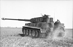 Bundesarchiv Bild 101I-299-1805-12, Nordfrankreich, Panzer VI (Tiger I)