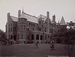 Cleveland Mansion.jpg