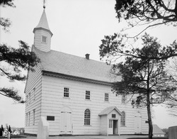 Undated photo of Old Tennent Church