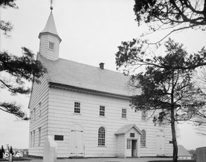 Undated photo of Old Tennent Church