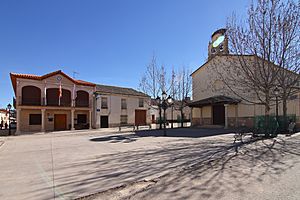 Heras de Ayuso, Plaza de la Constitución.jpg