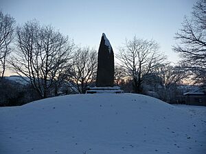 Llywelyn the Last's monument at Cilmery in winter - geograph.org.uk - 2179693
